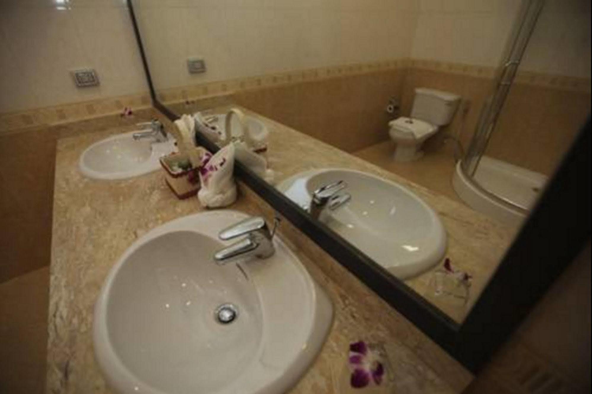 Grand House -sha 3* Rawai