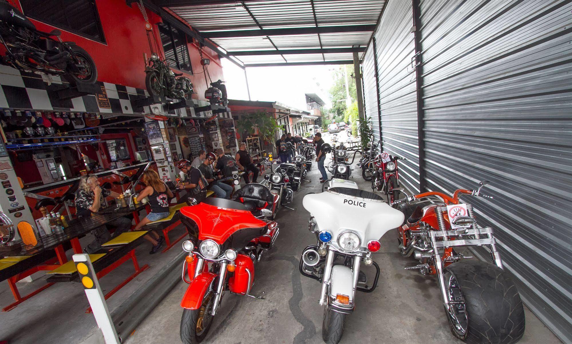 Nicky's Handlebar Hotel Patong