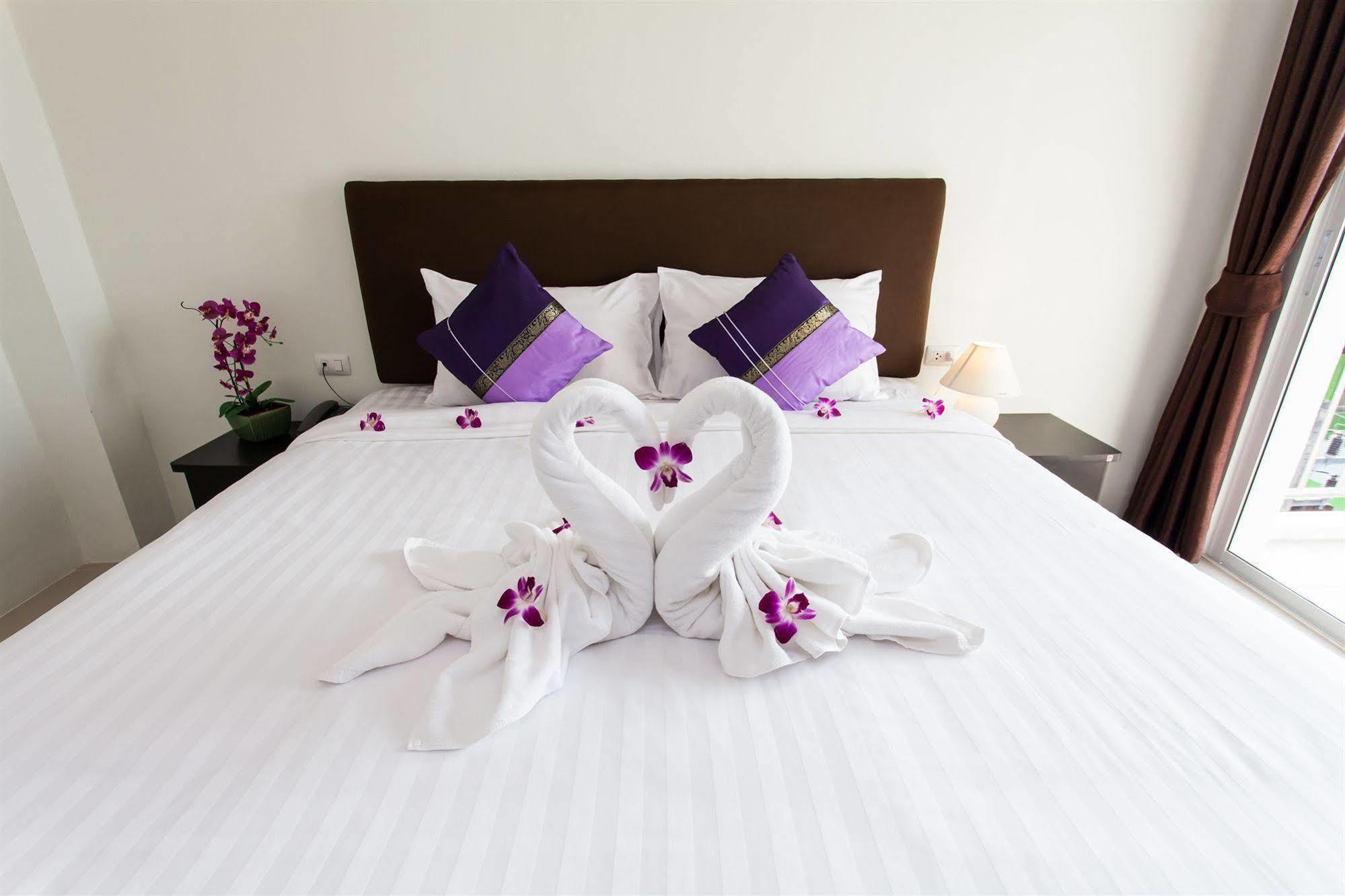 Mochic Nanai 2* Patong