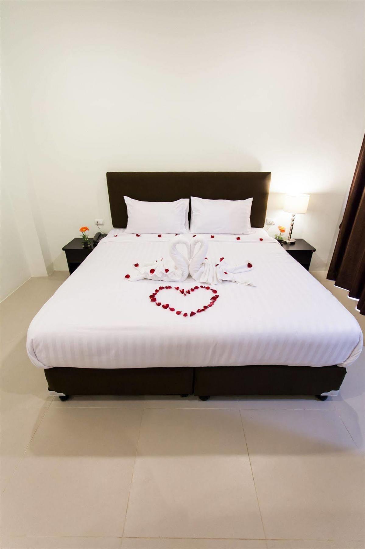 Mochic Nanai 2* Patong