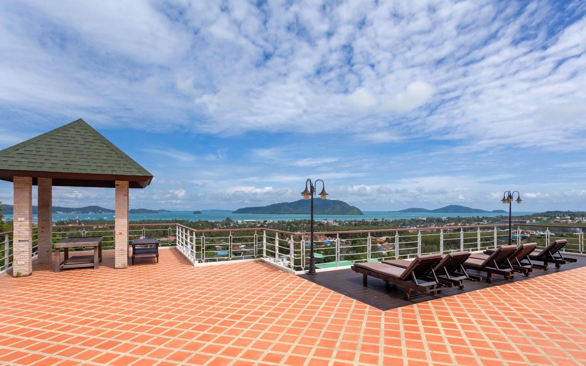 The View Rawada Phuket 4*