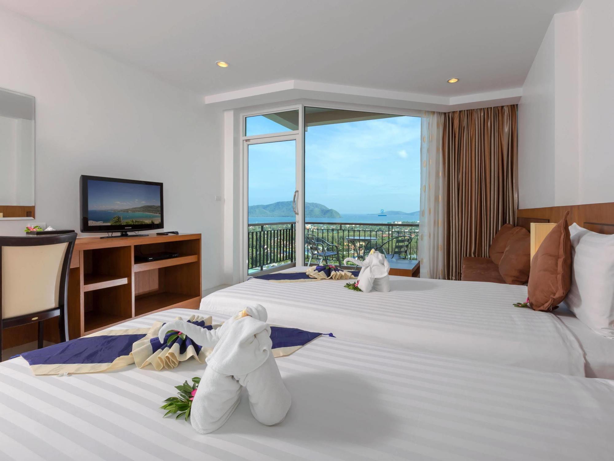 Resort The View Rawada Phuket 4*