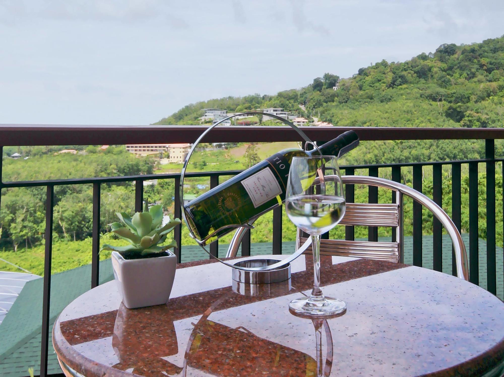 The View Rawada Phuket 4*