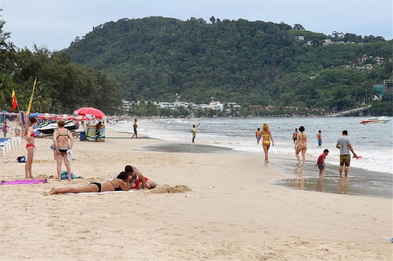 The Deck By Vip Patong