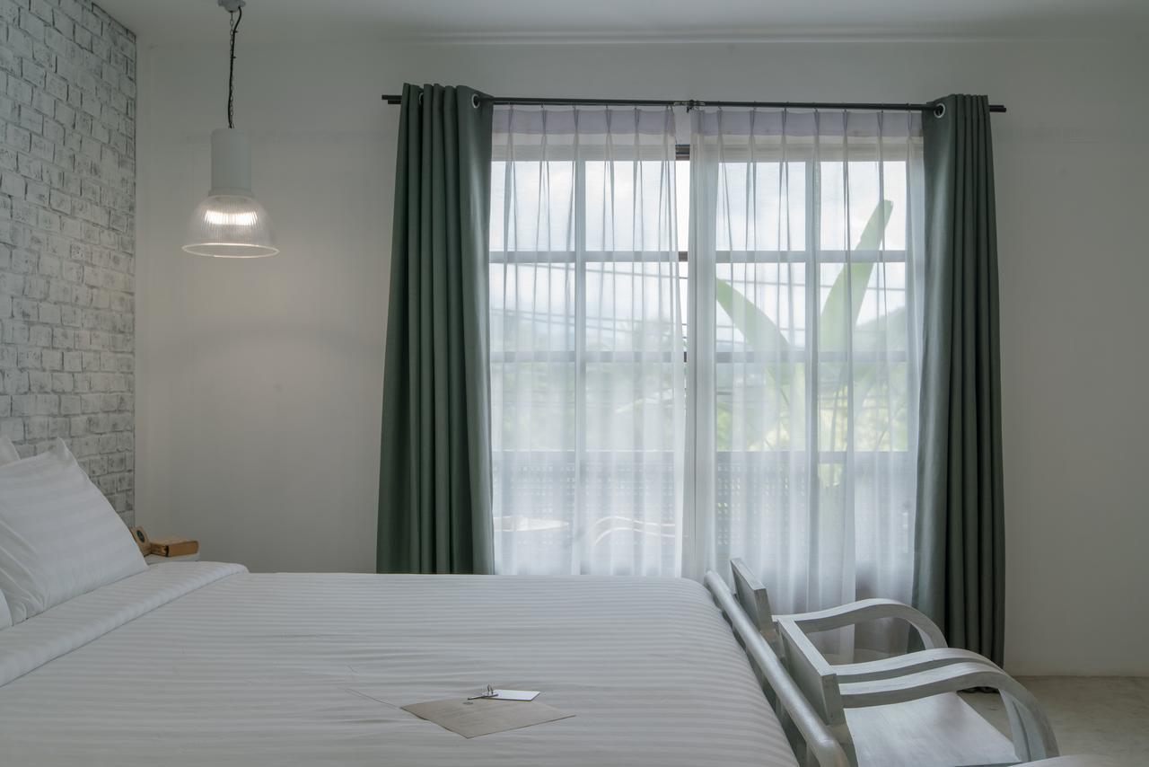 Pause Hostel *