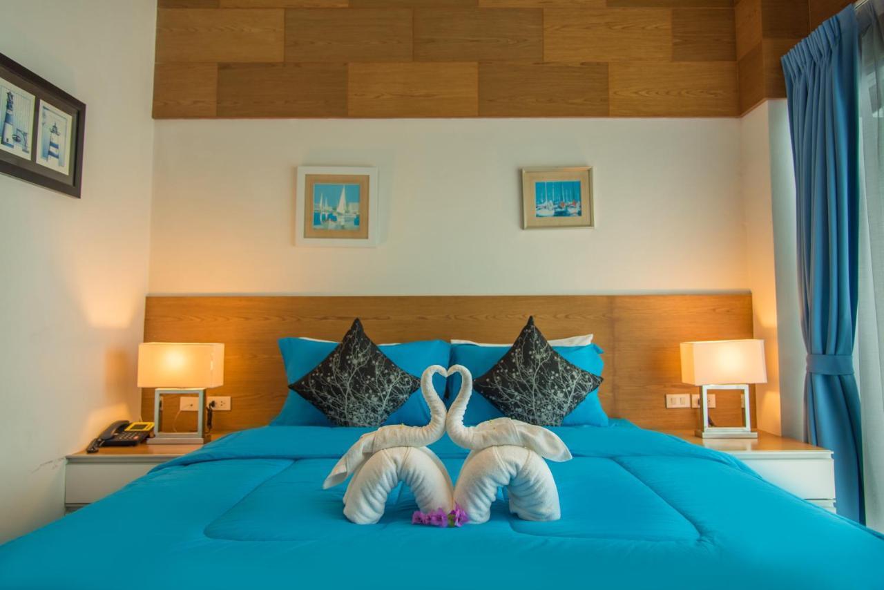 Jula Place Hotel *