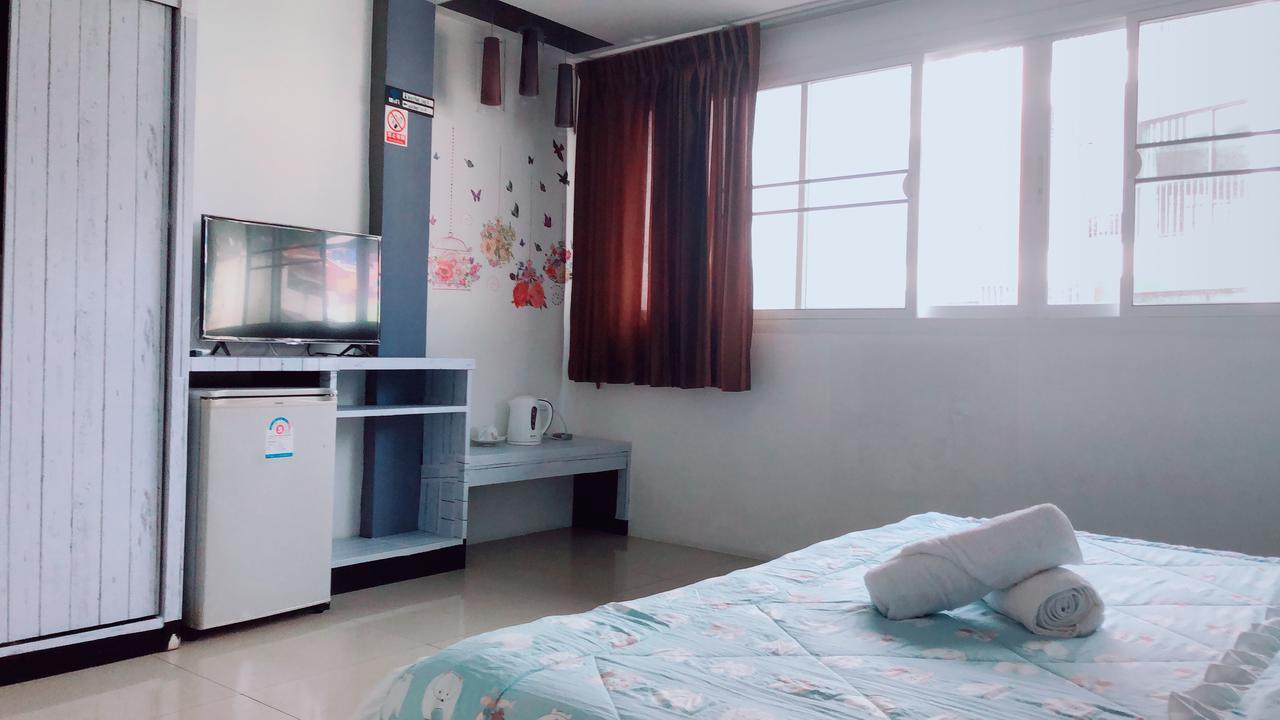 Wechat Hotel 2*