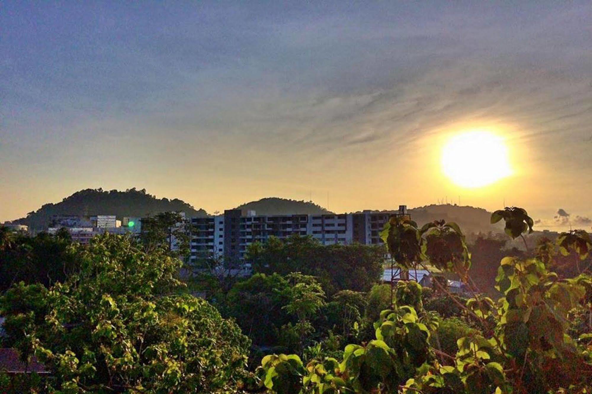 Dusit Naka Place Apartment Phuket