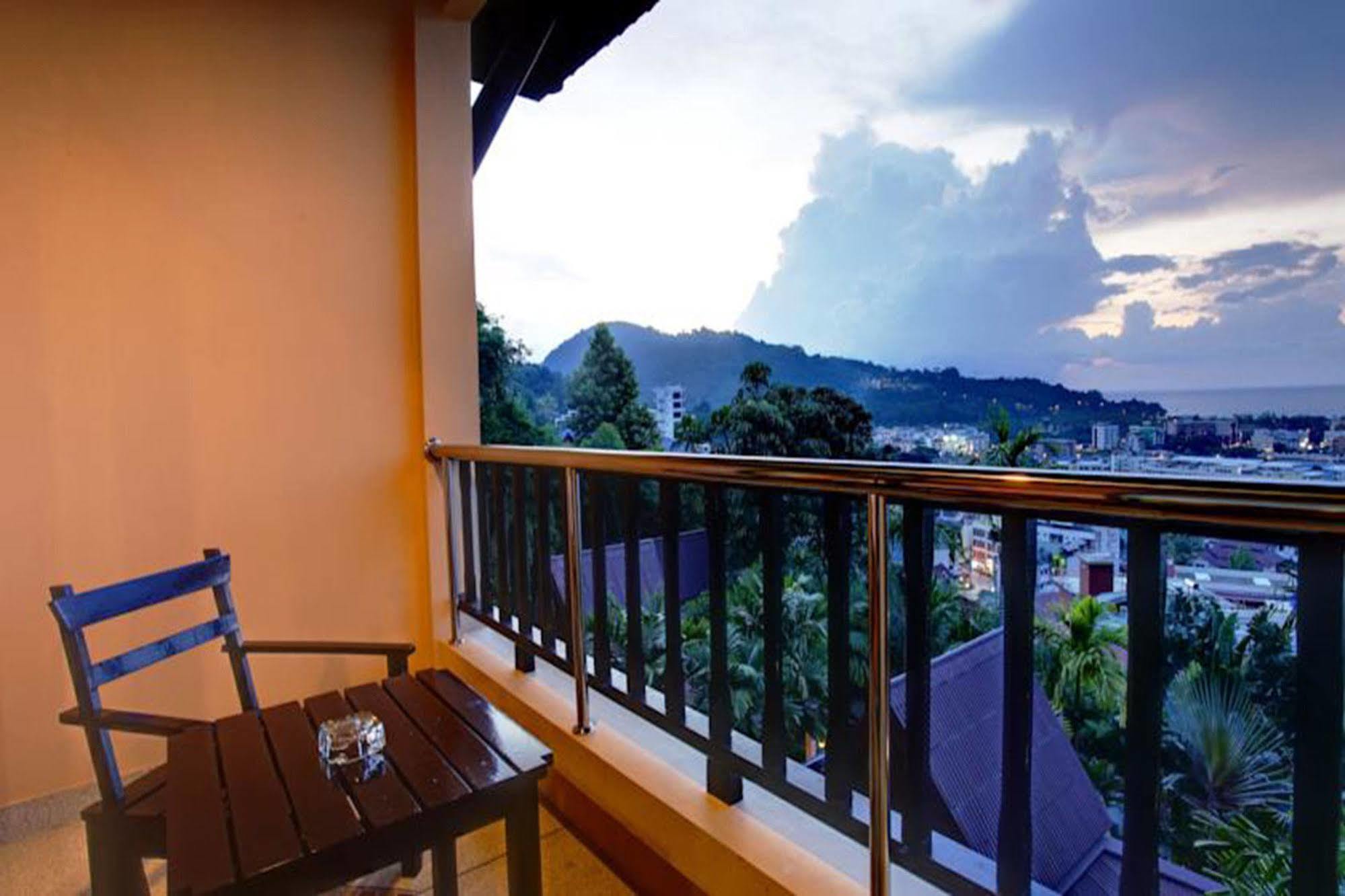 Resort Patong Cottage Resort 3*