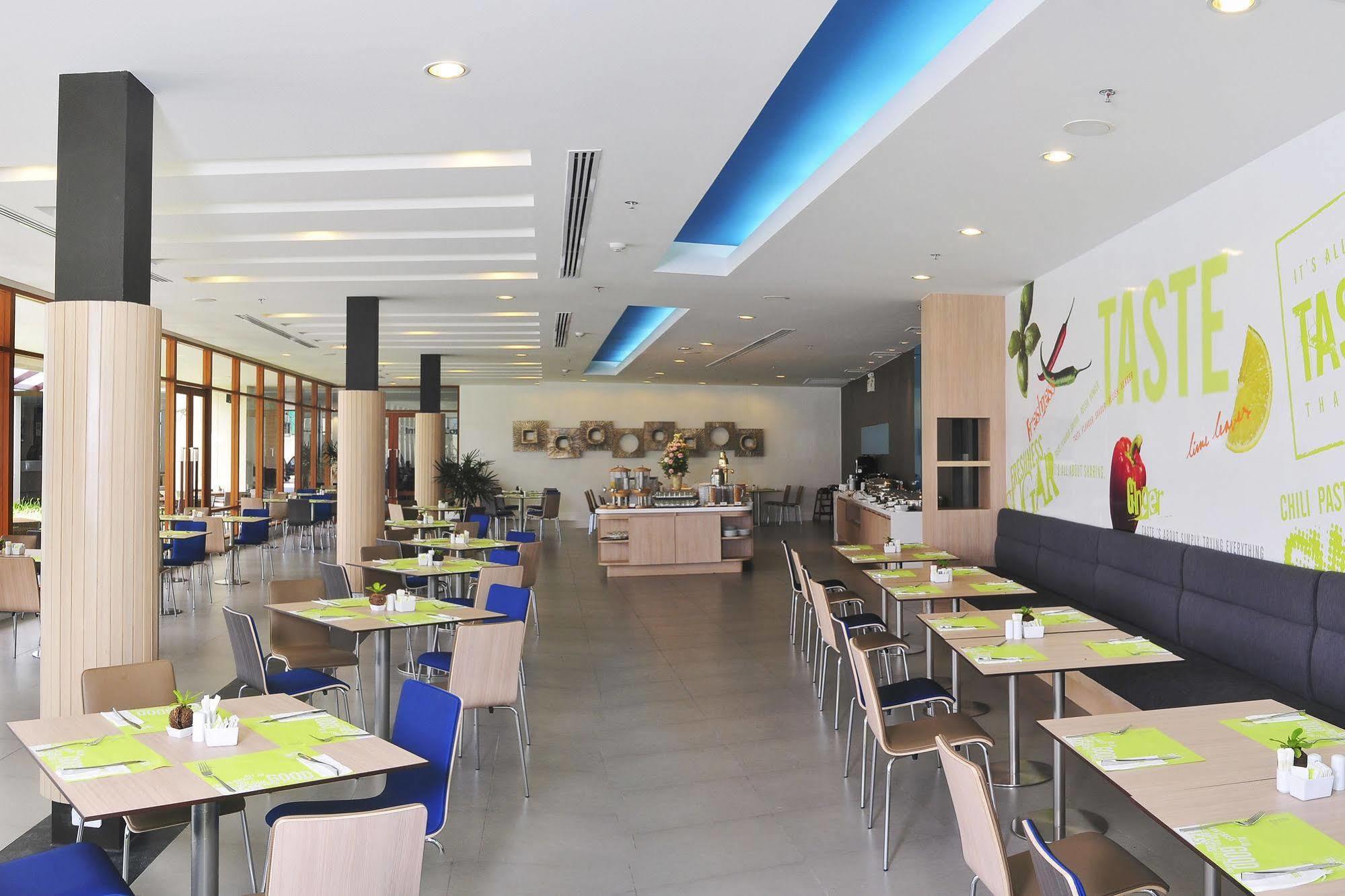 Hotel Ibis Phuket 4*
