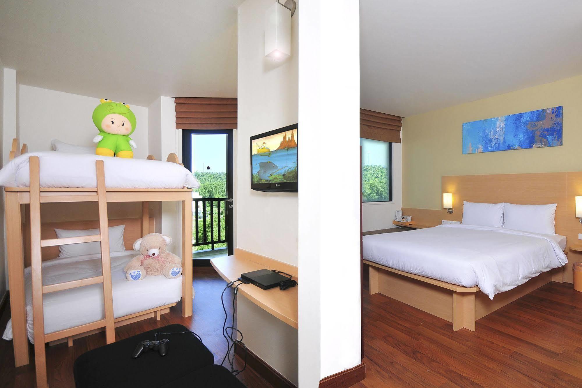 Ibis Phuket