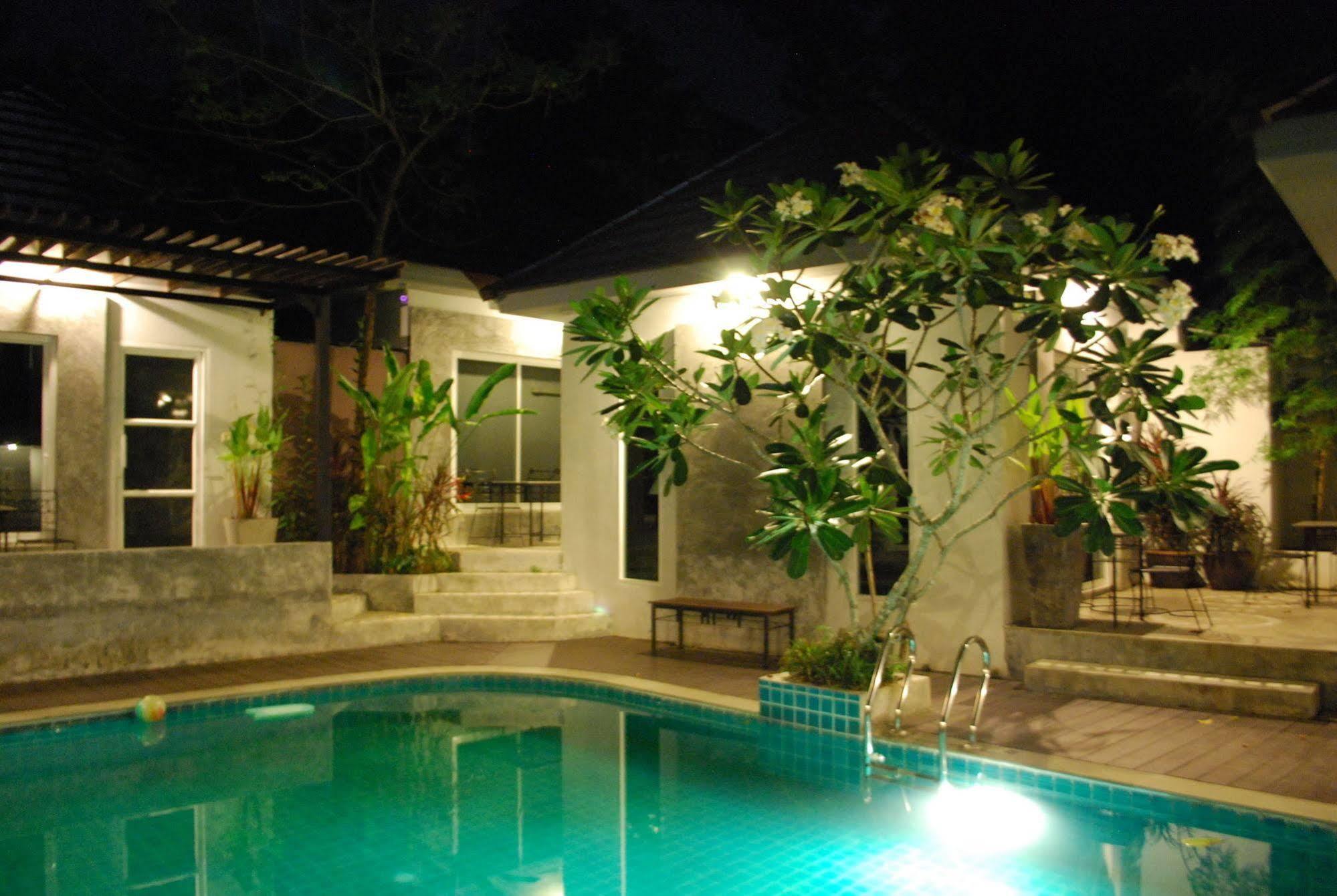 Laila Pool Village Resort 3*