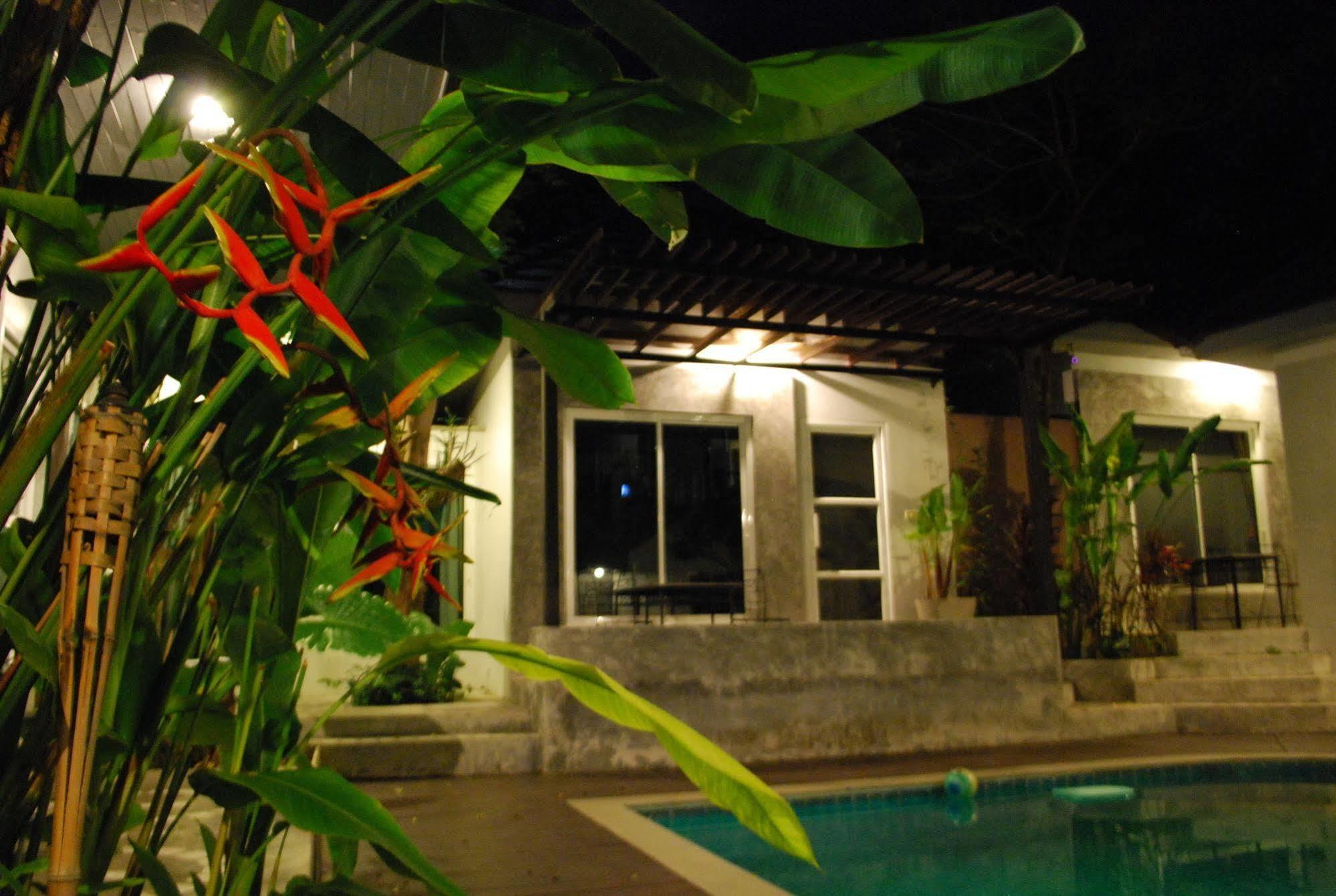 Laila Pool Village 3* Wichit