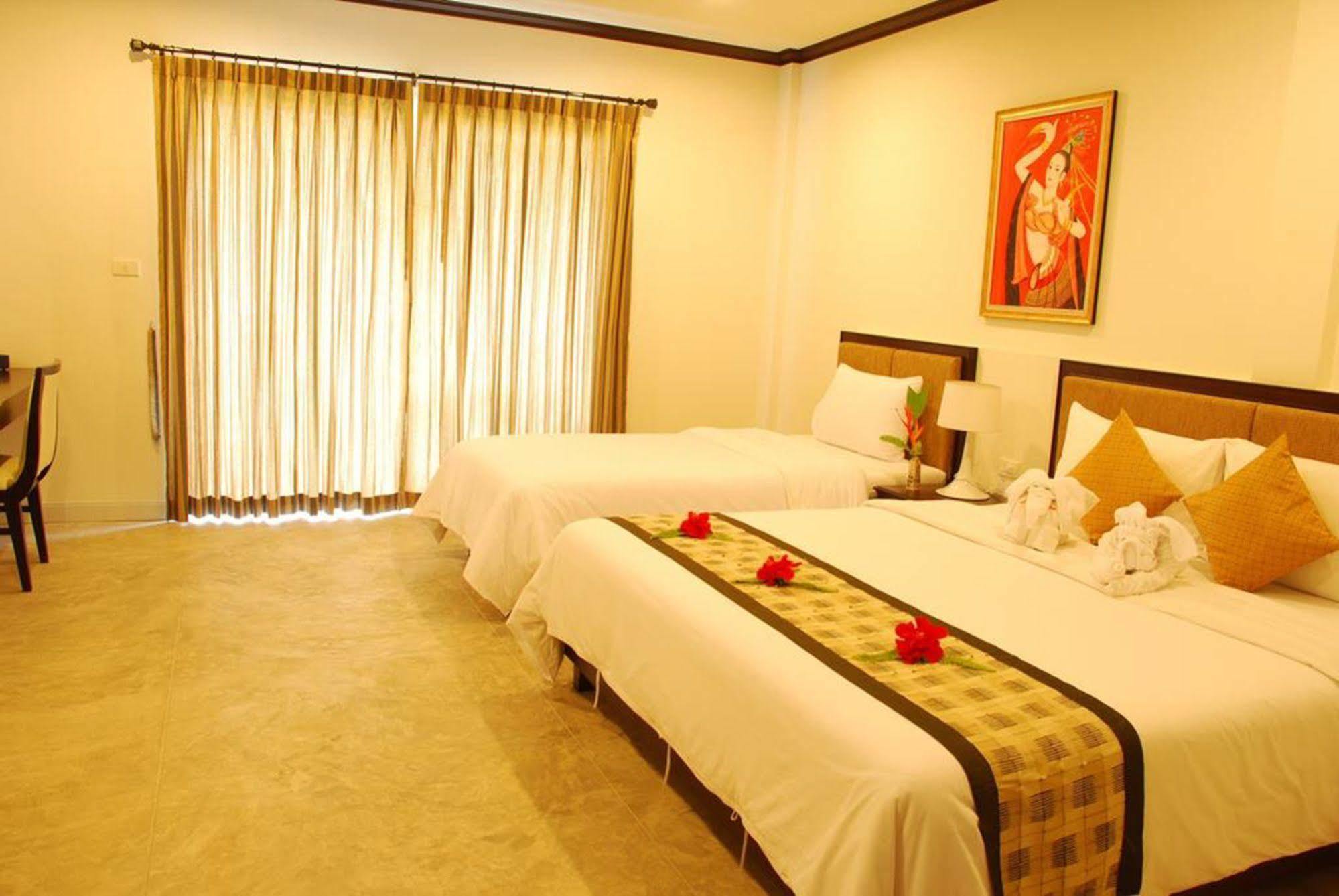Guest house Phukamala Phuket