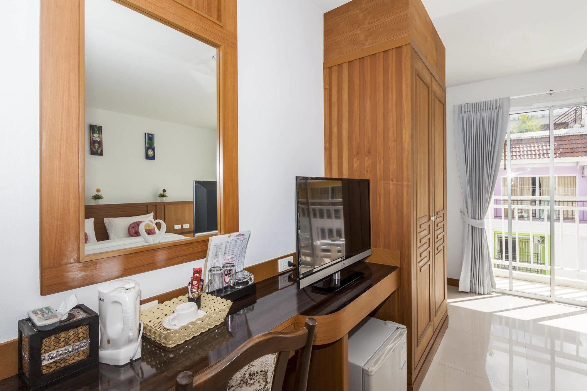 Larn Park Resortel Patong