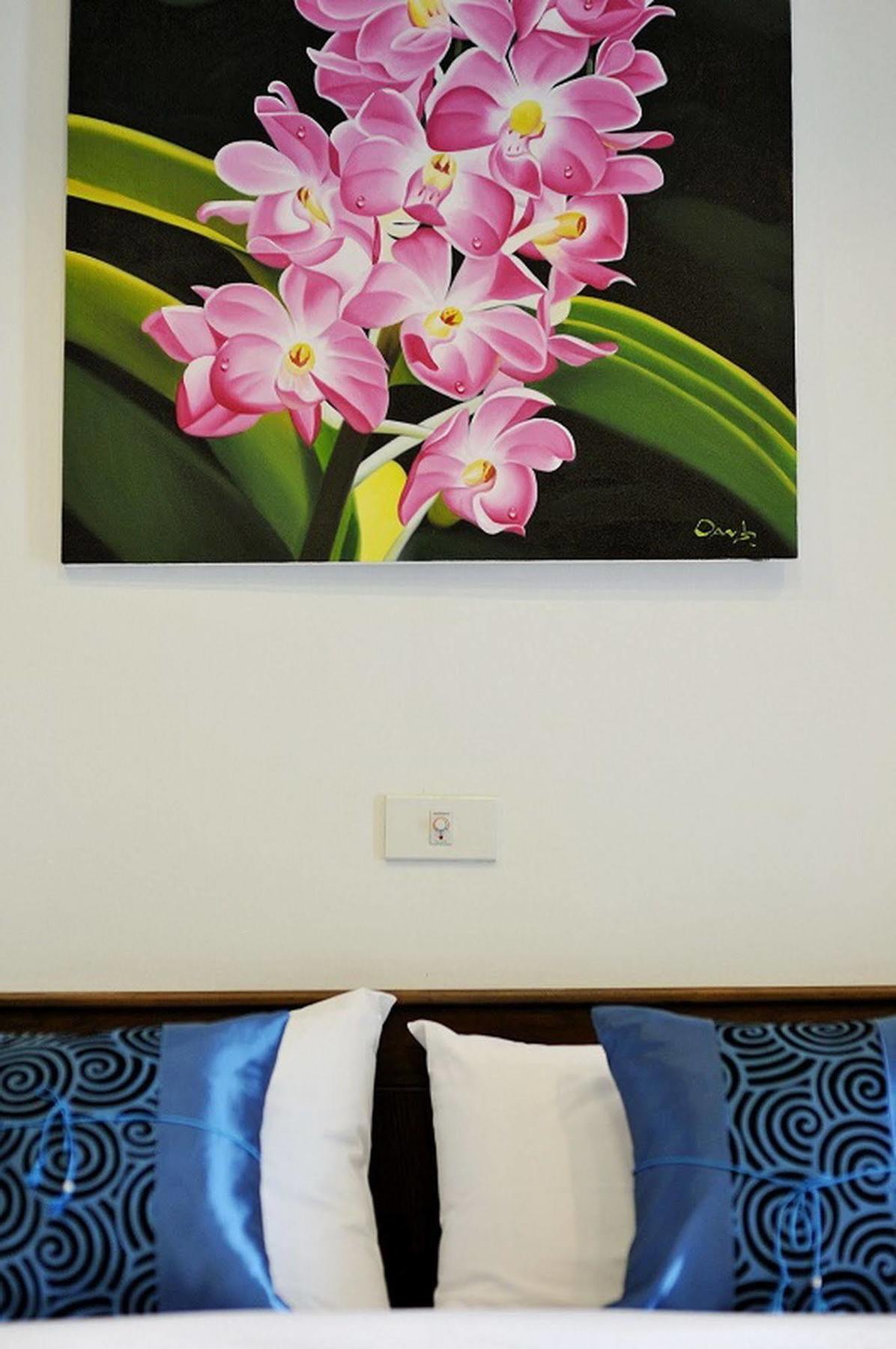 Ruen Buathong Boutique