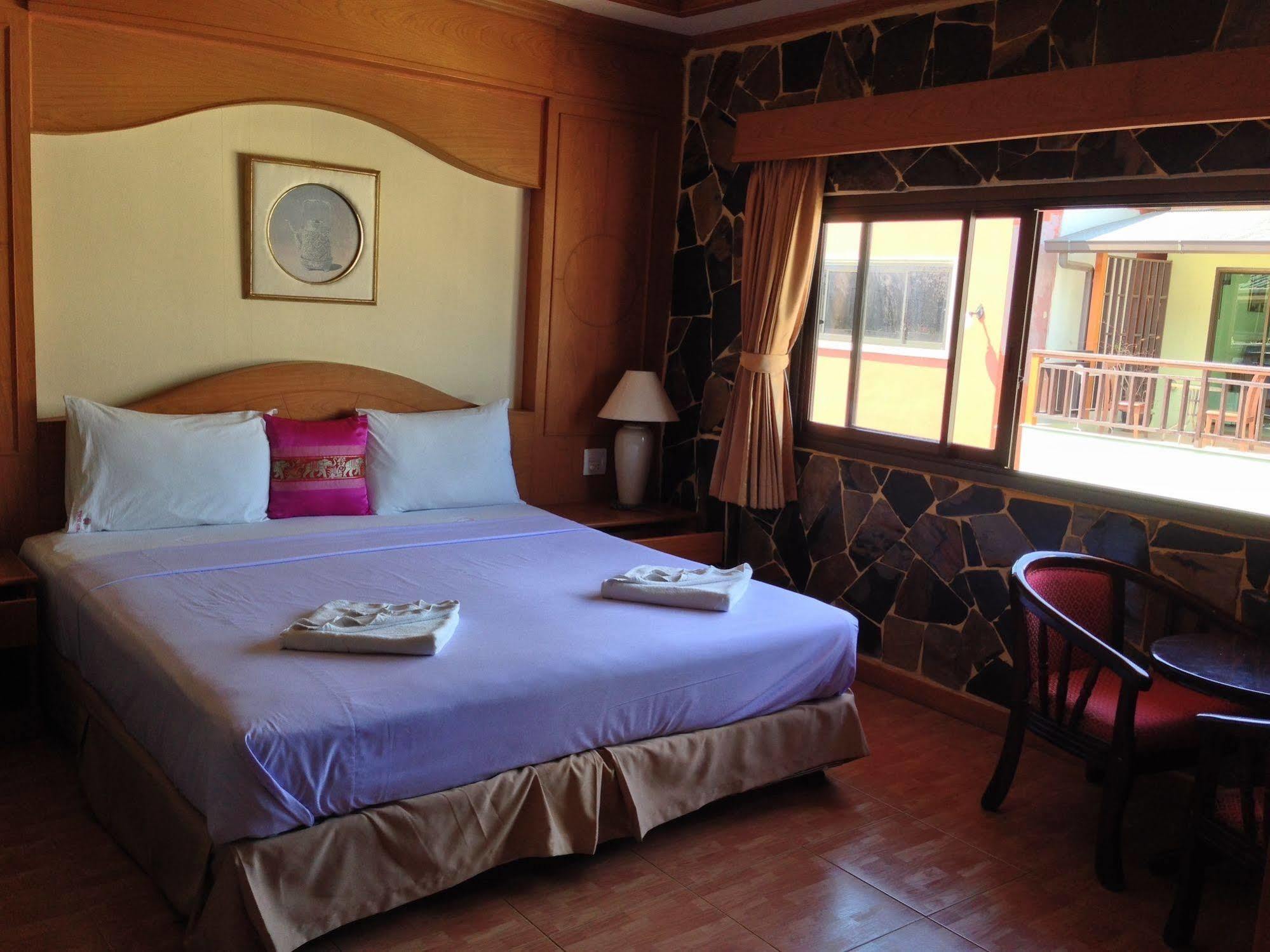 The House 3* Patong