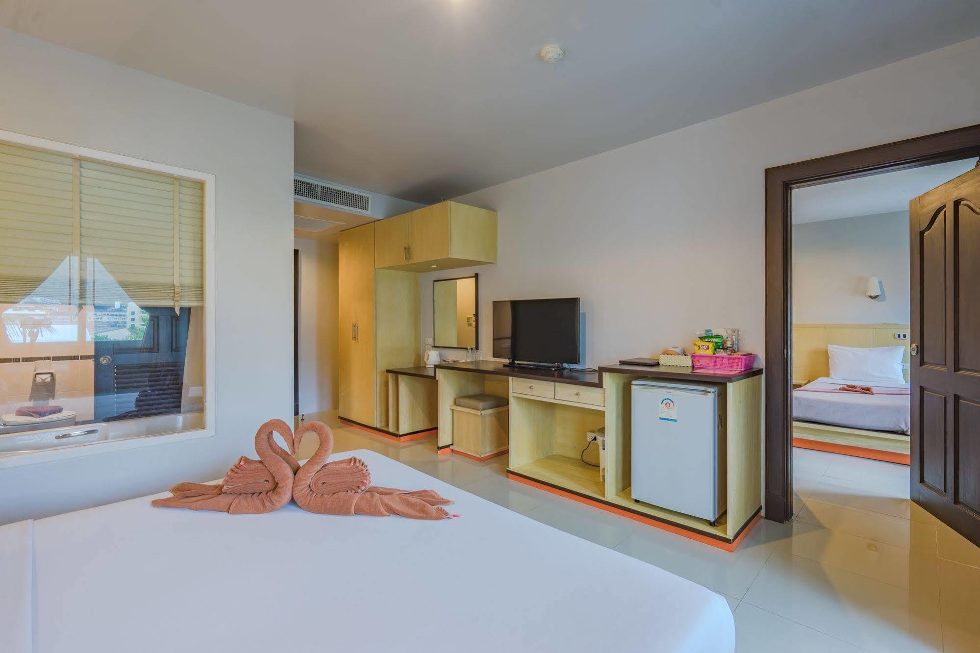 Patong Pearl Hotel 3*