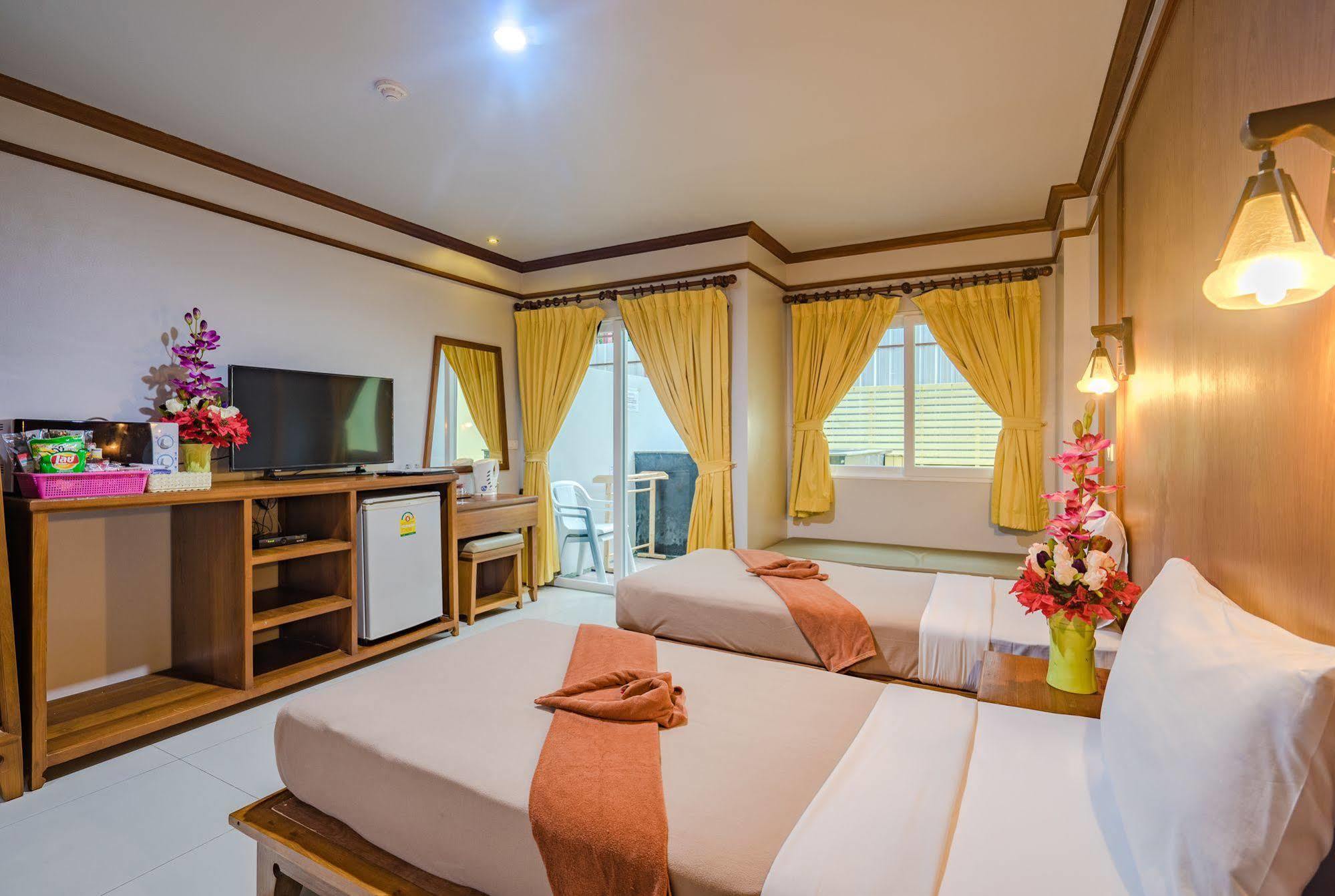 Patong Pearl Hotel 3*