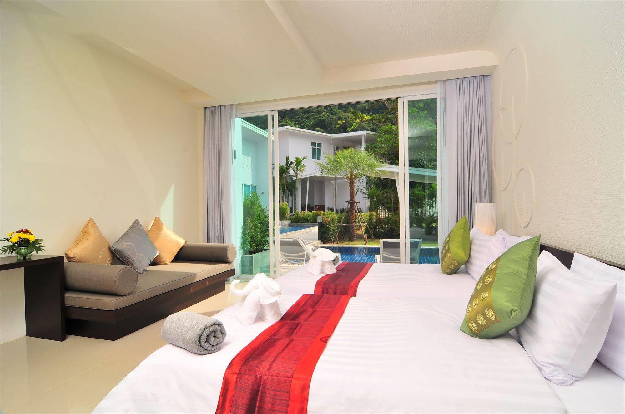 Resort The Palmery 4*