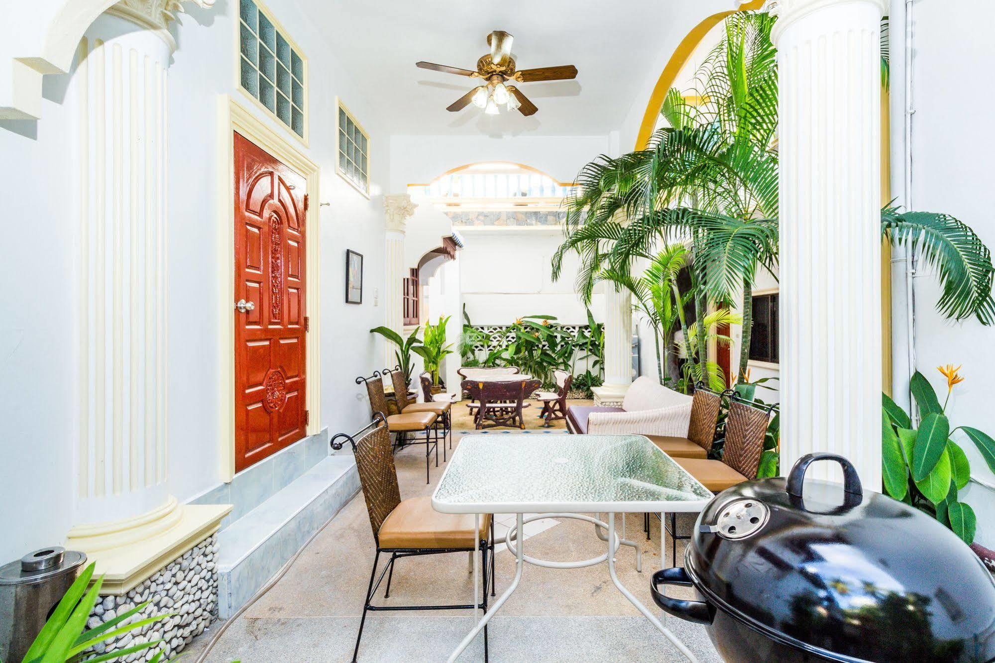 Eriksson Guest house 3*
