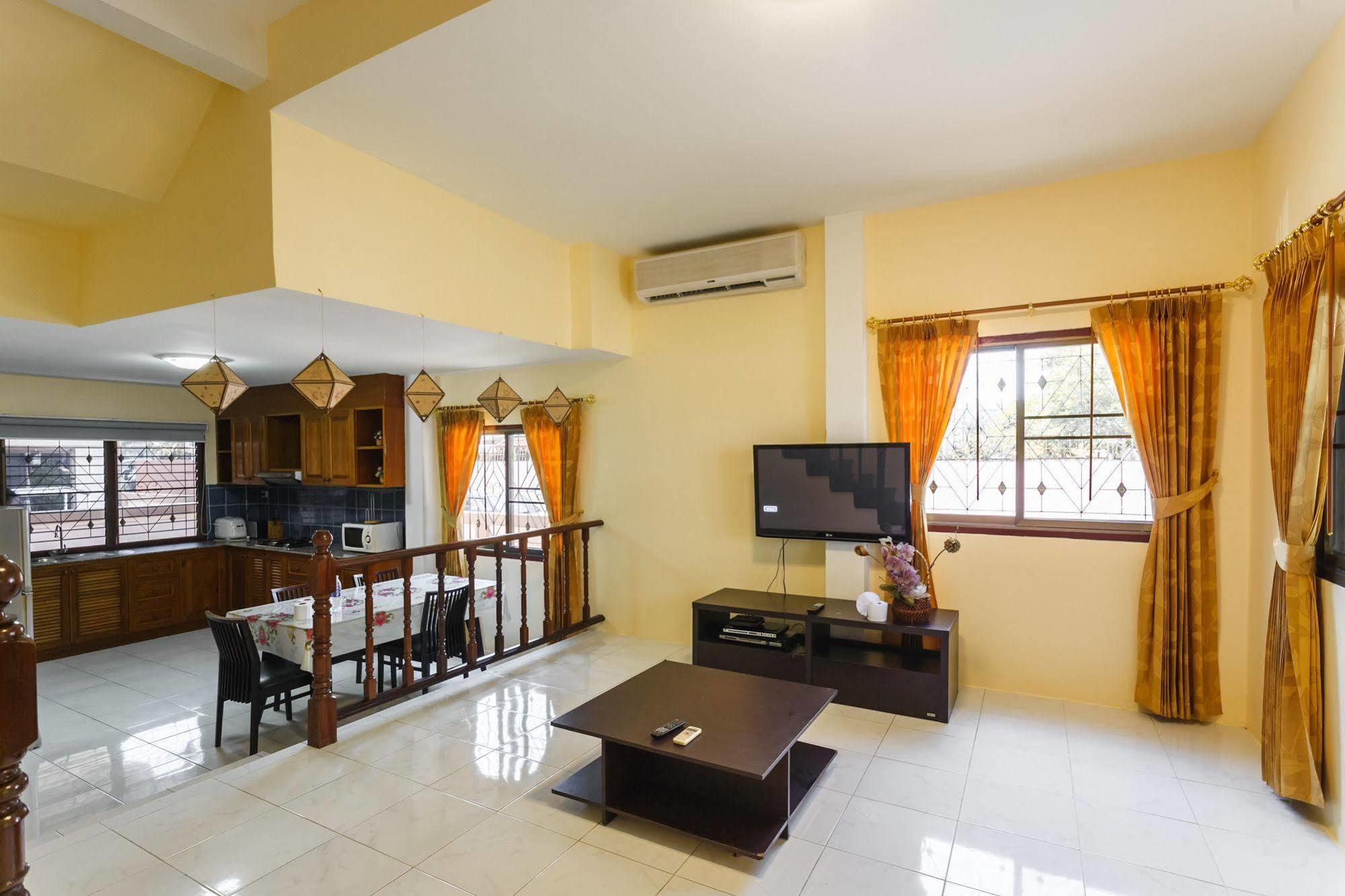 Eriksson Guest house Patong