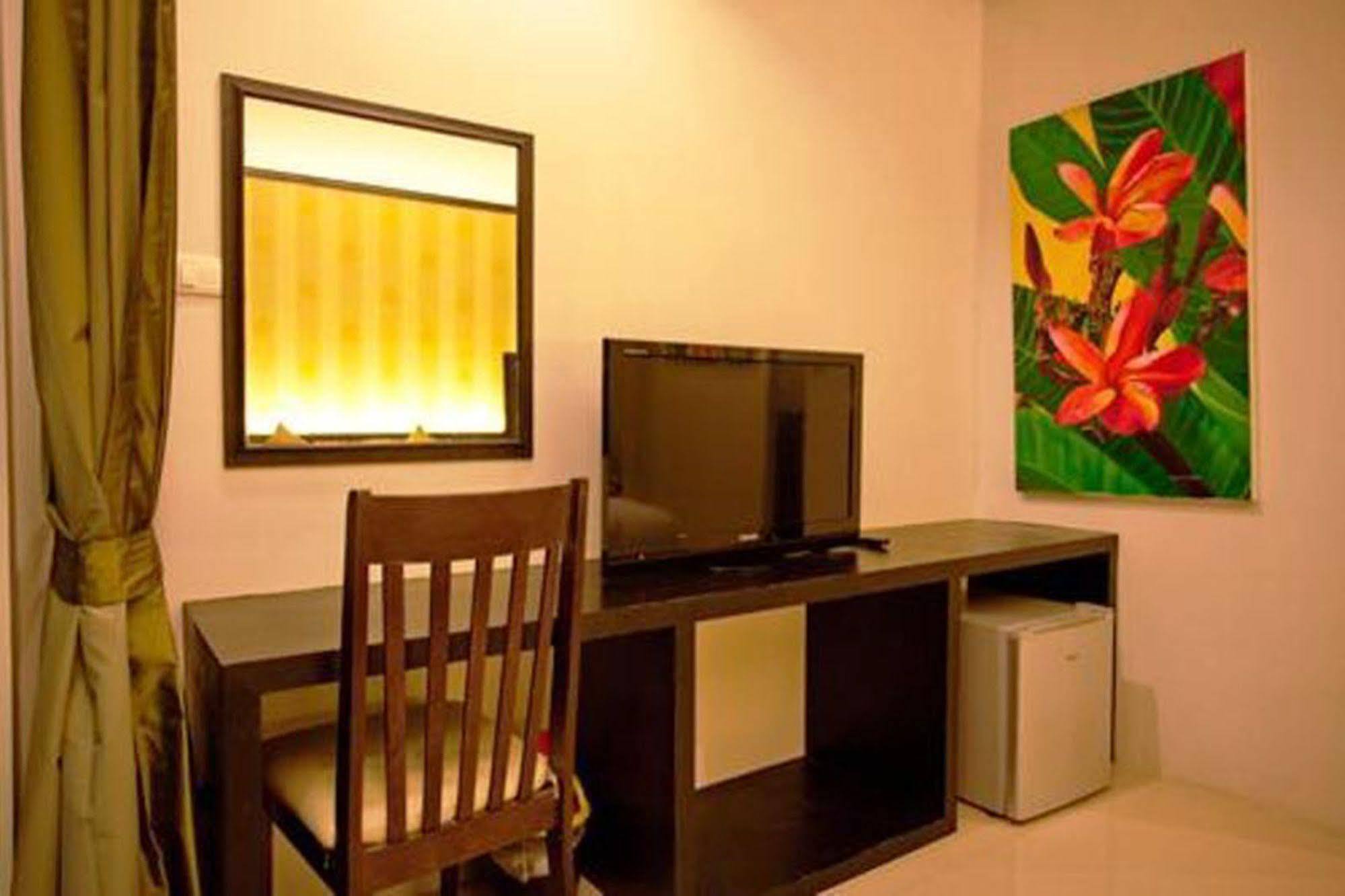 Hotel Kata Green Beach Hotel