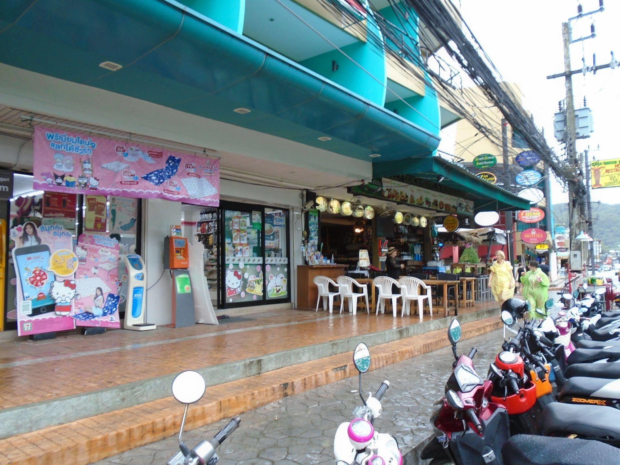 Kata Green Beach Hotel 2*