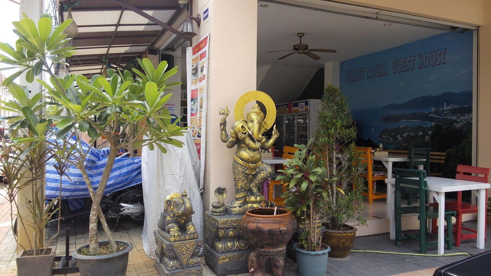 Phuket Racha Homestay *