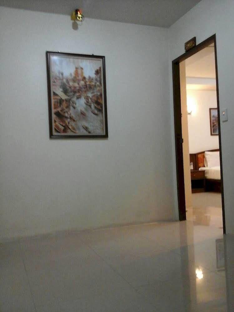 Sabai 2*