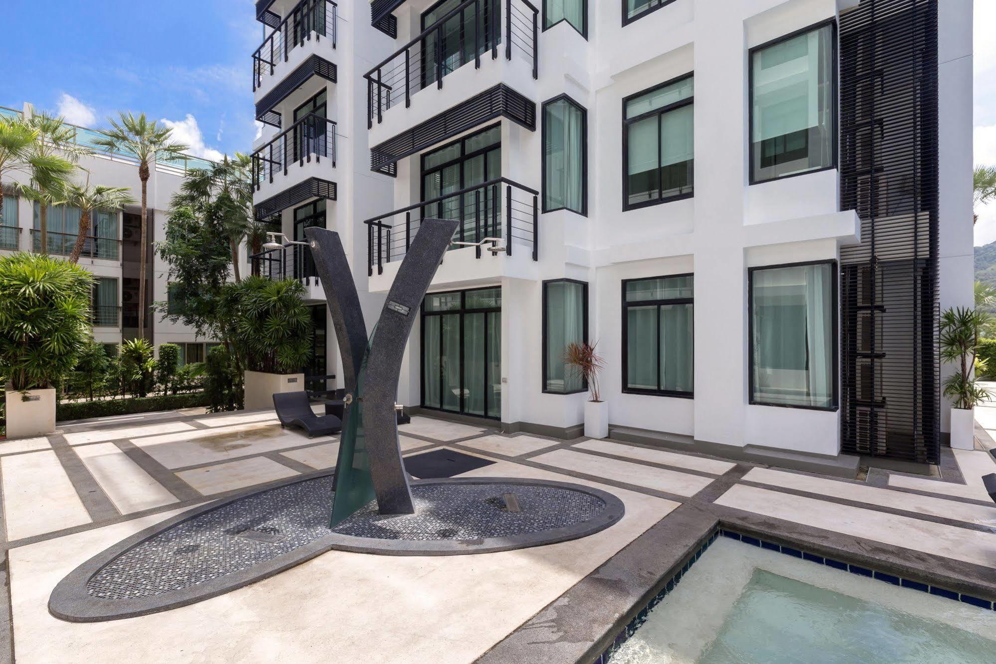 Private Pool Regent By Ppf *