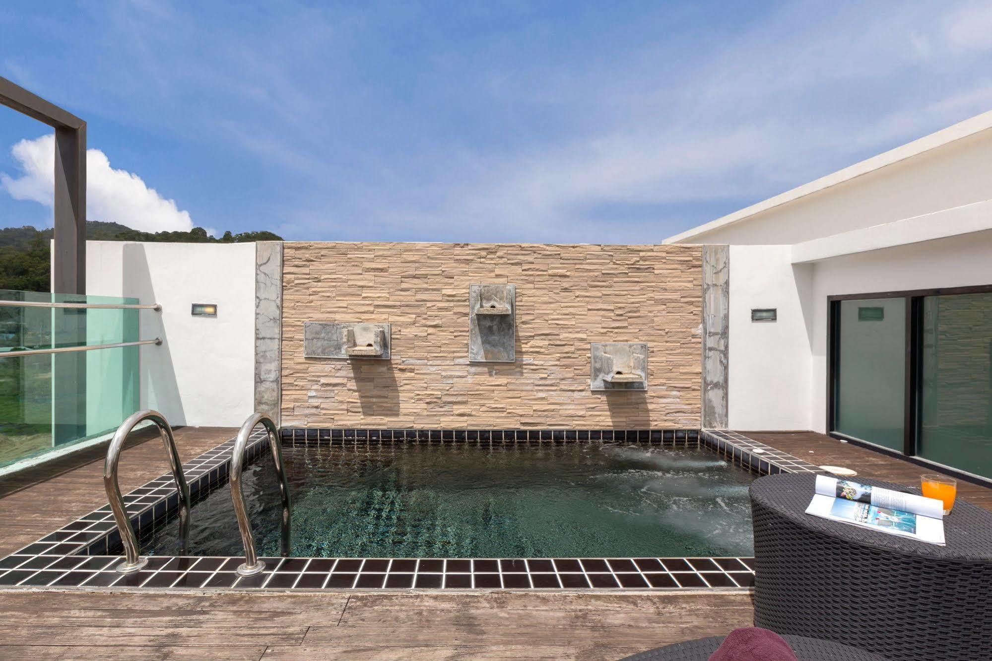 Private Pool Regent By Ppf *