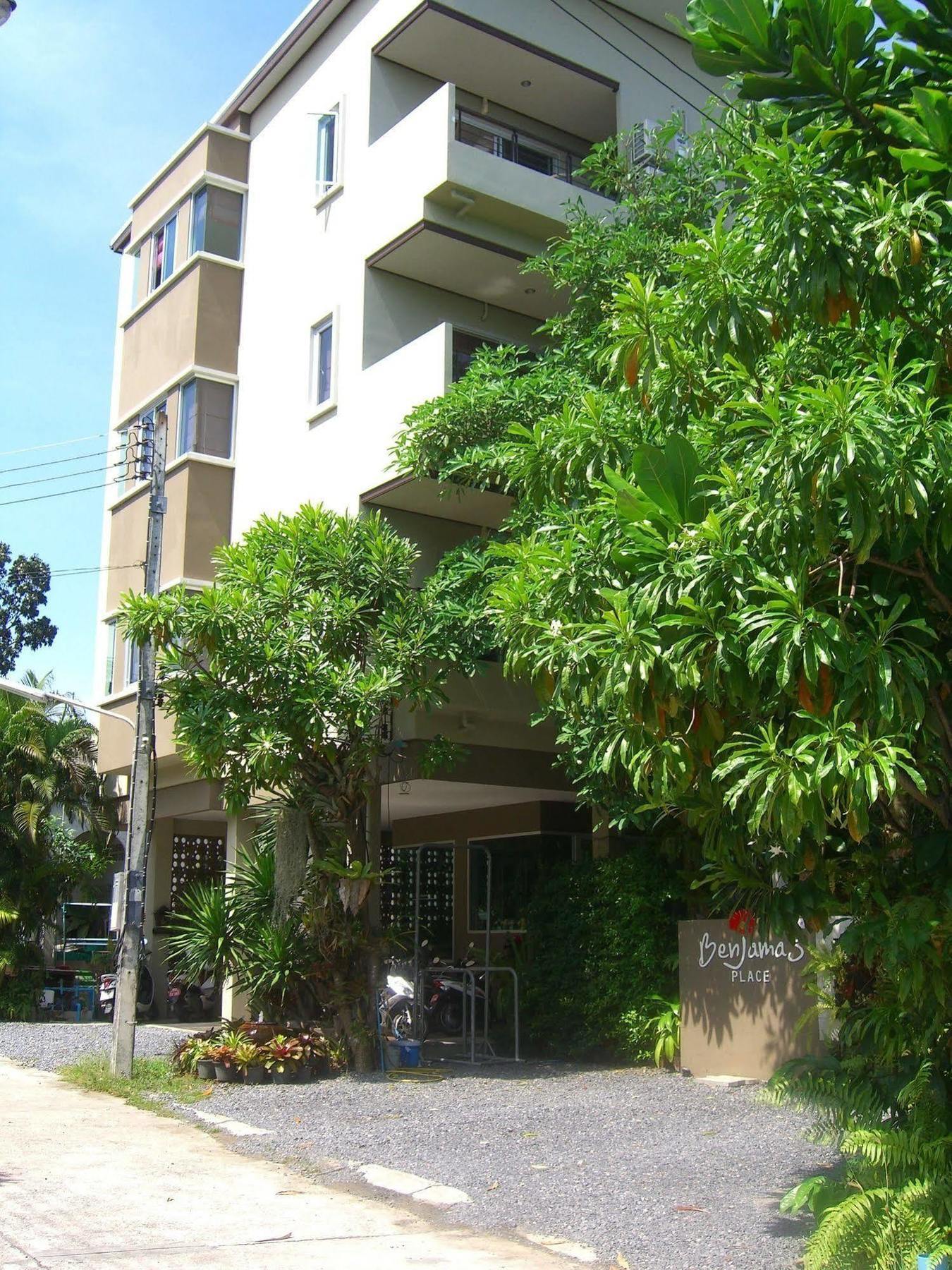 Benjamas Place