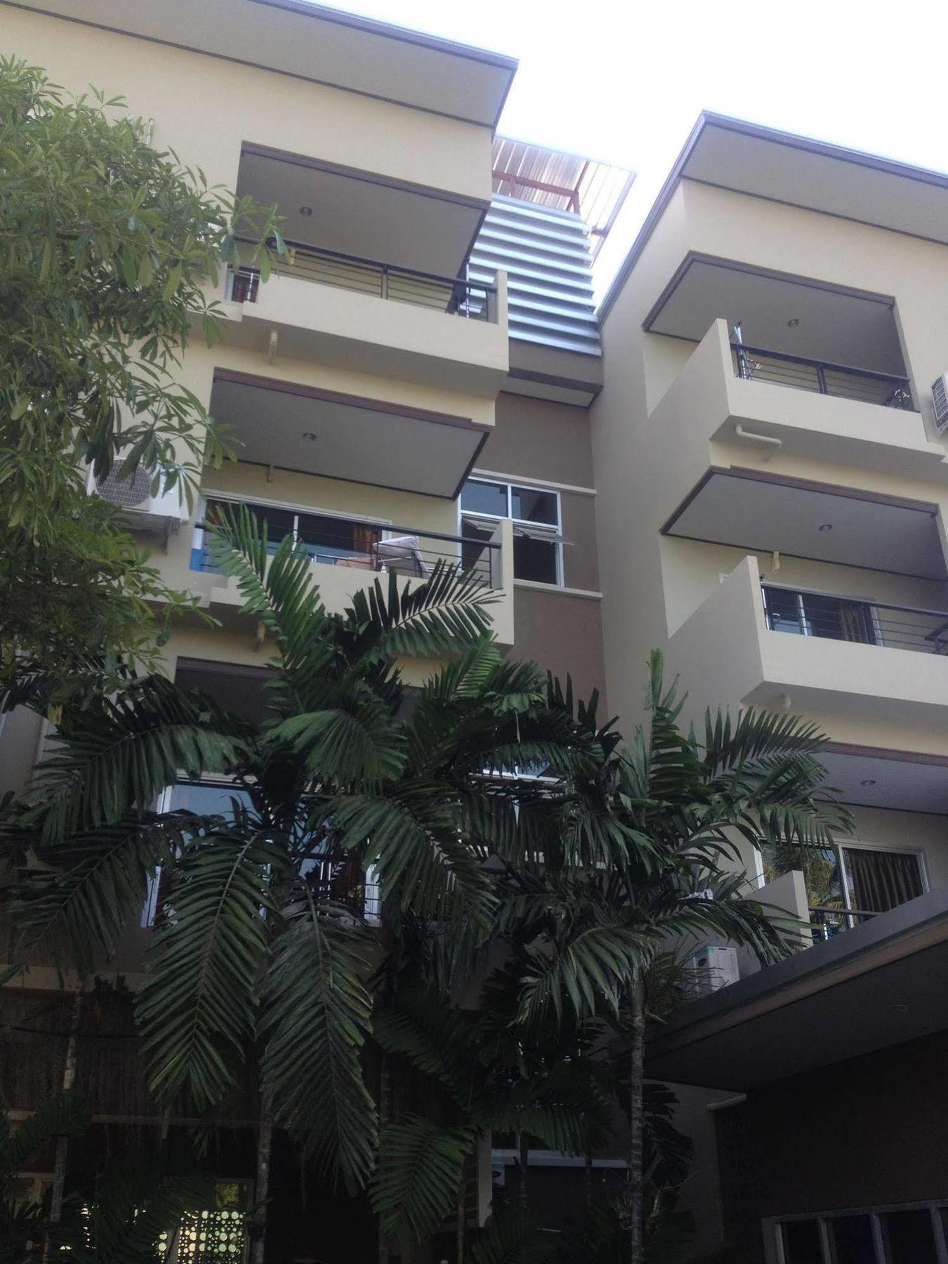 Benjamas Place Guest house