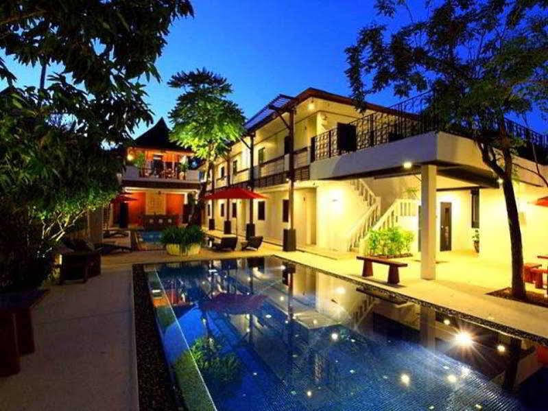 Surintra Boutique