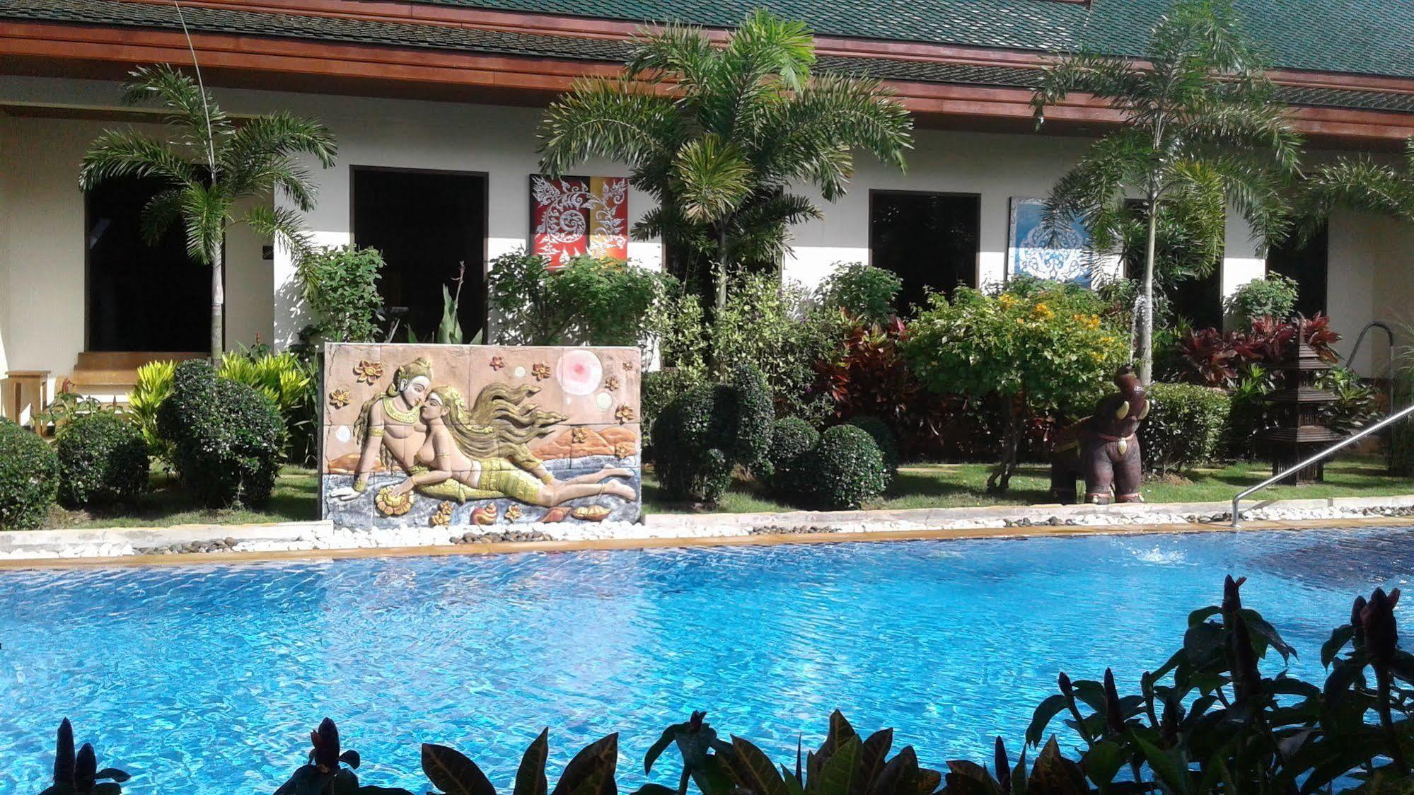 Acomodação com café da manhã  Villa Angelica Bed And Breakfast In Phuket Phuket
