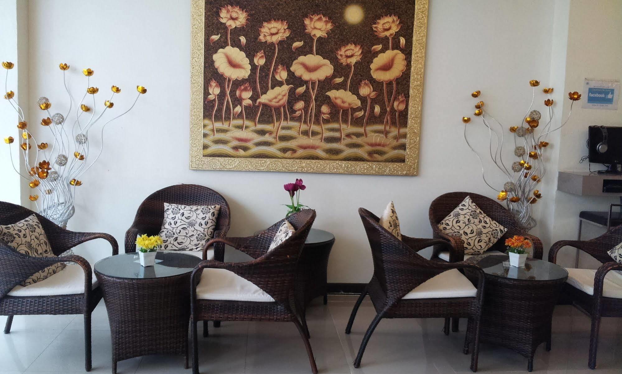 Sharaya Hotel