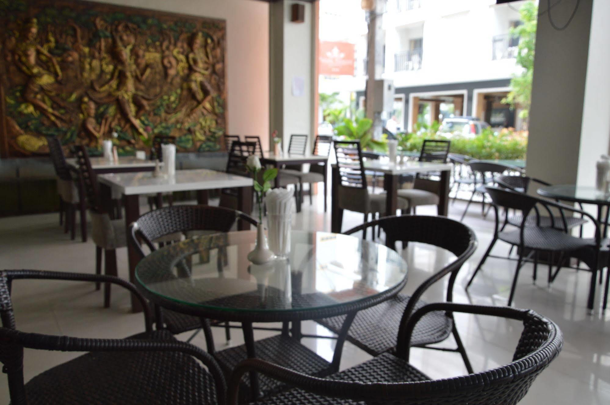 Hotel Sharaya
