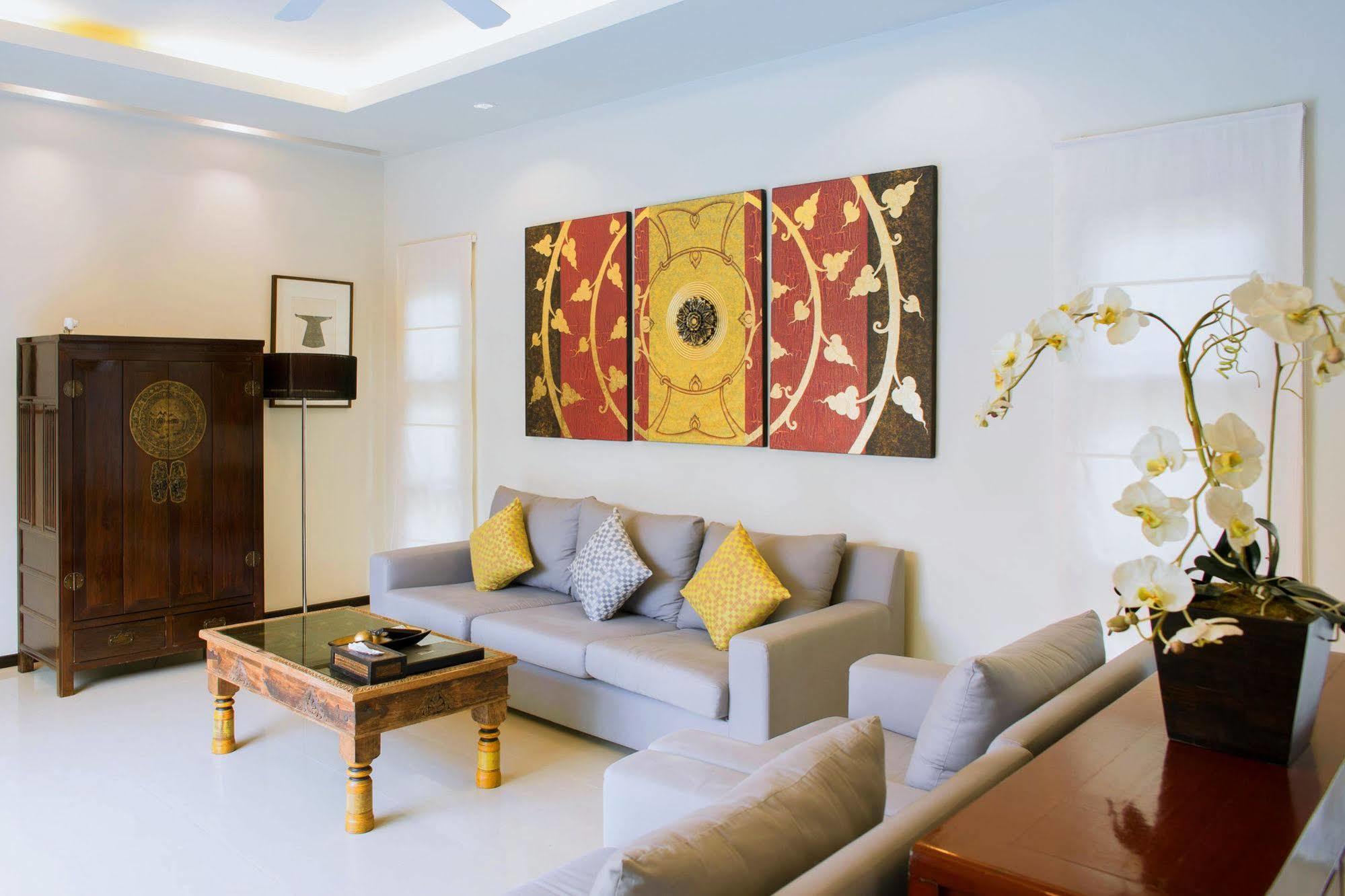 Two Oriental Style Layan Phuket