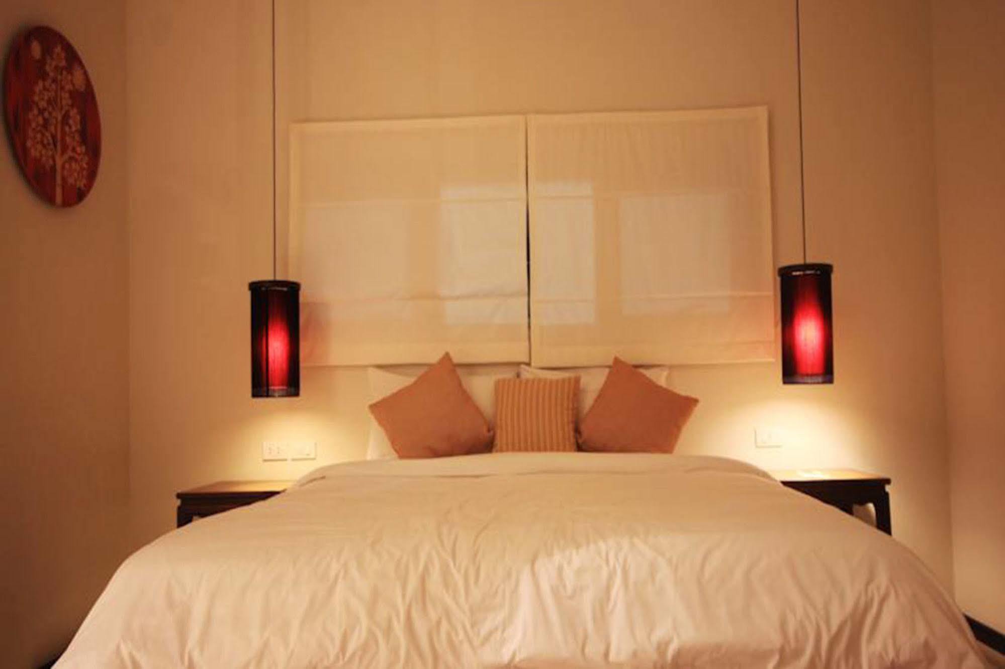 Apartment Two Phuket - Oxygen Nai Harn