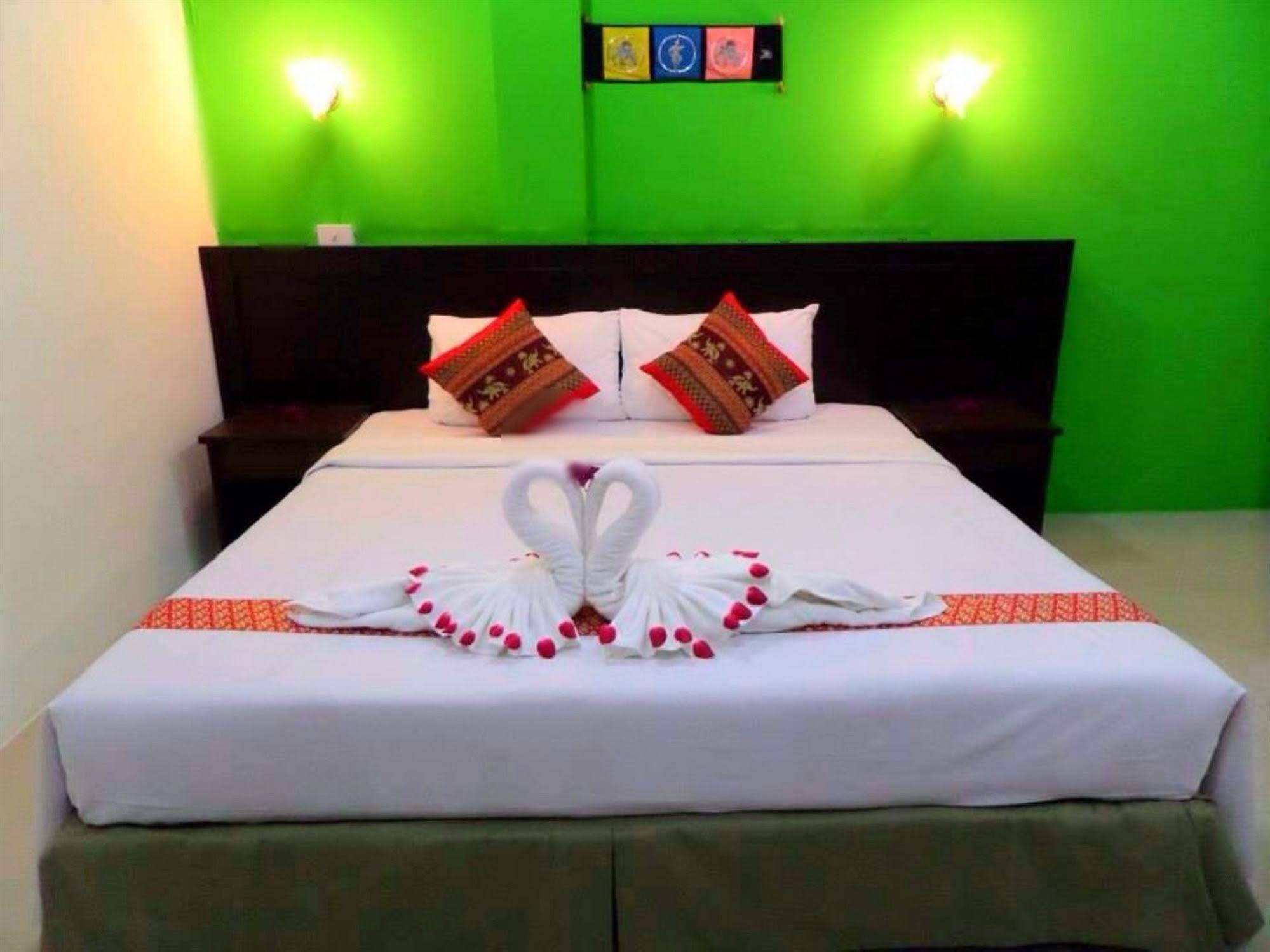 Thana 2* Patong