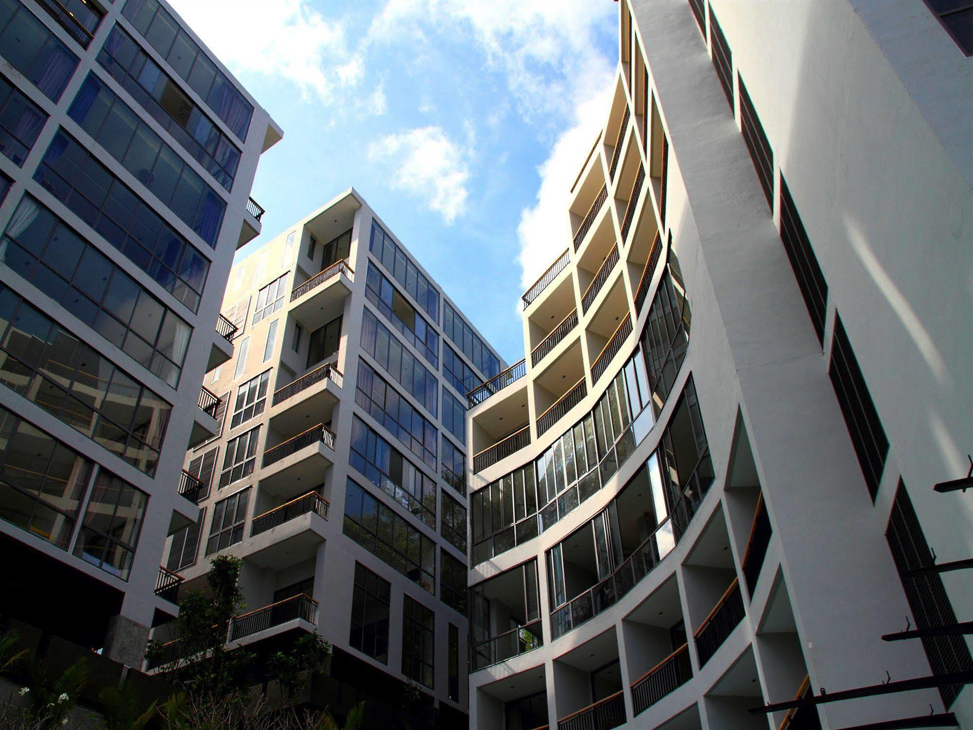 By Phuket Group Apartment *