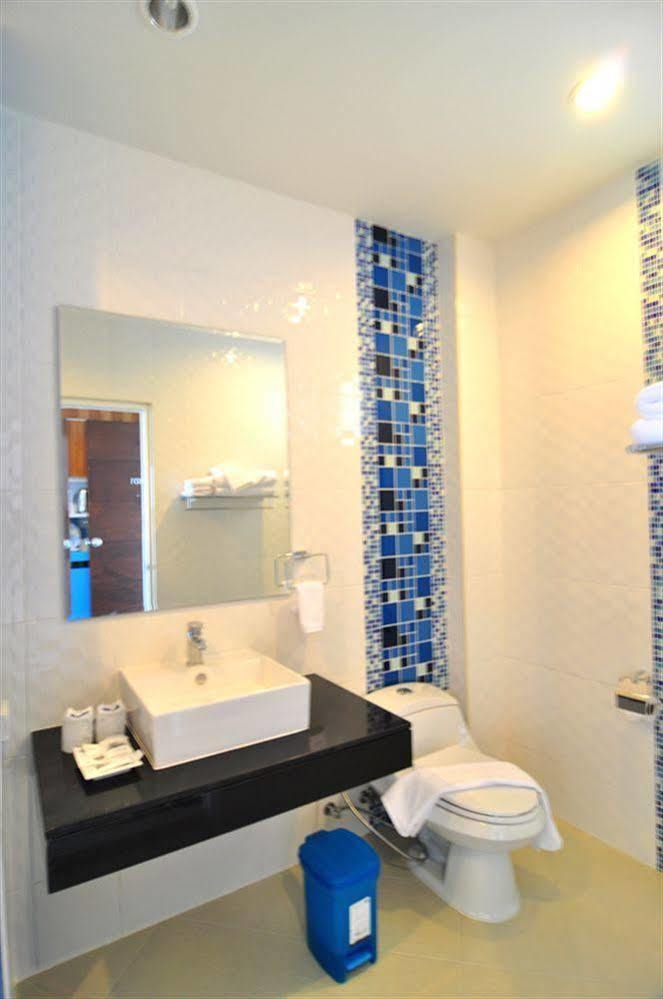 Jula Place Hotel