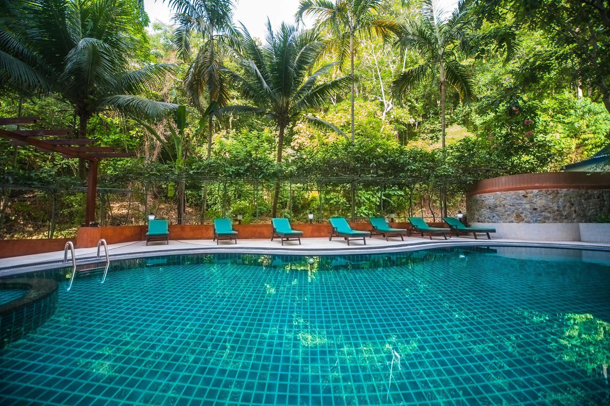 Aparthotel Ratana Hill