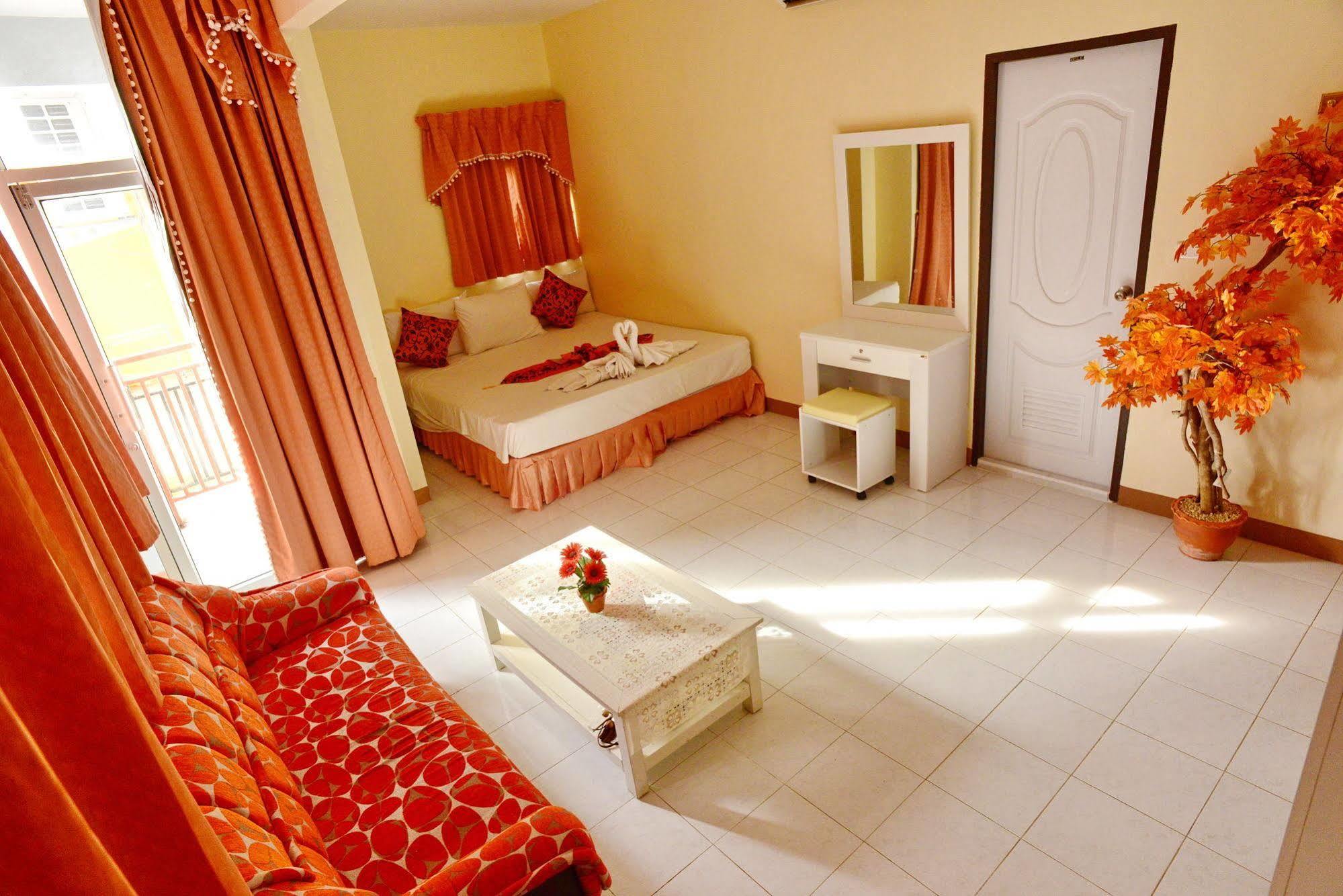 Affittacamere Oyo 1134 Baan Zarn 2*