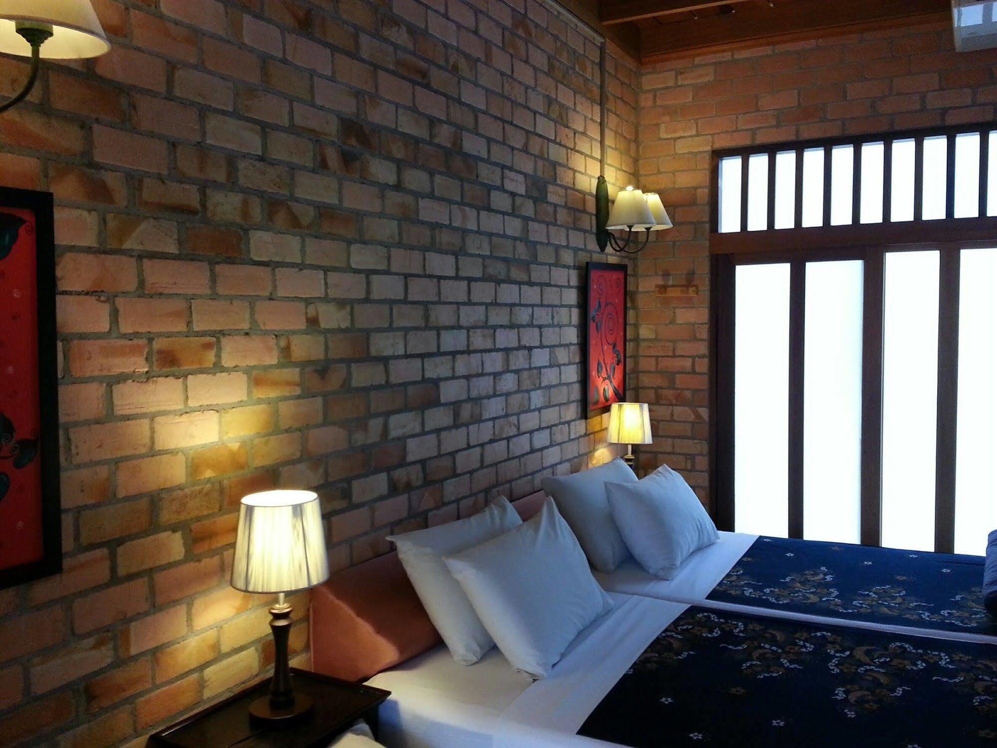 Sea Pines & Liberg 3* Nai Yang