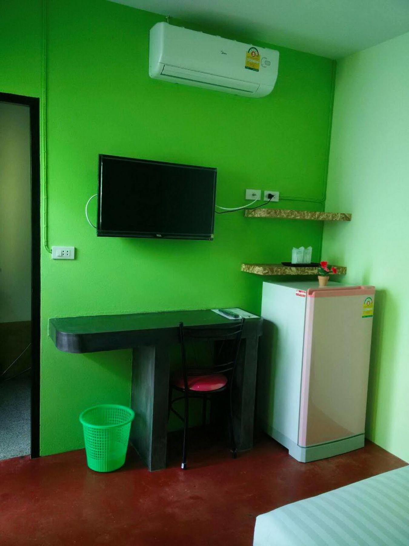A Little H.i.p Hotel Chalong