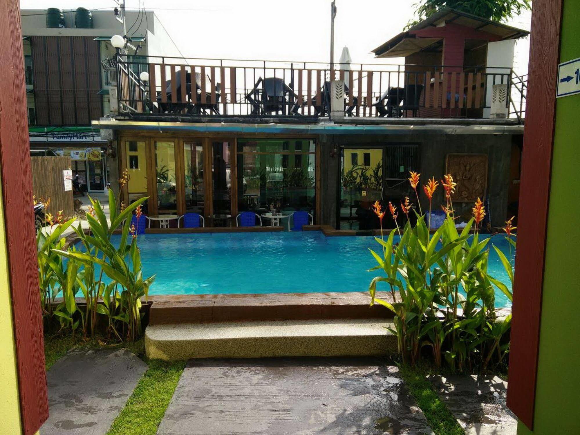 Hotel A Little H.i.p Chalong