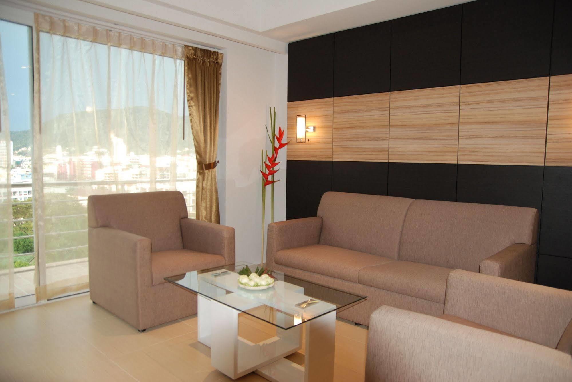 I Am Aparthotel Patong