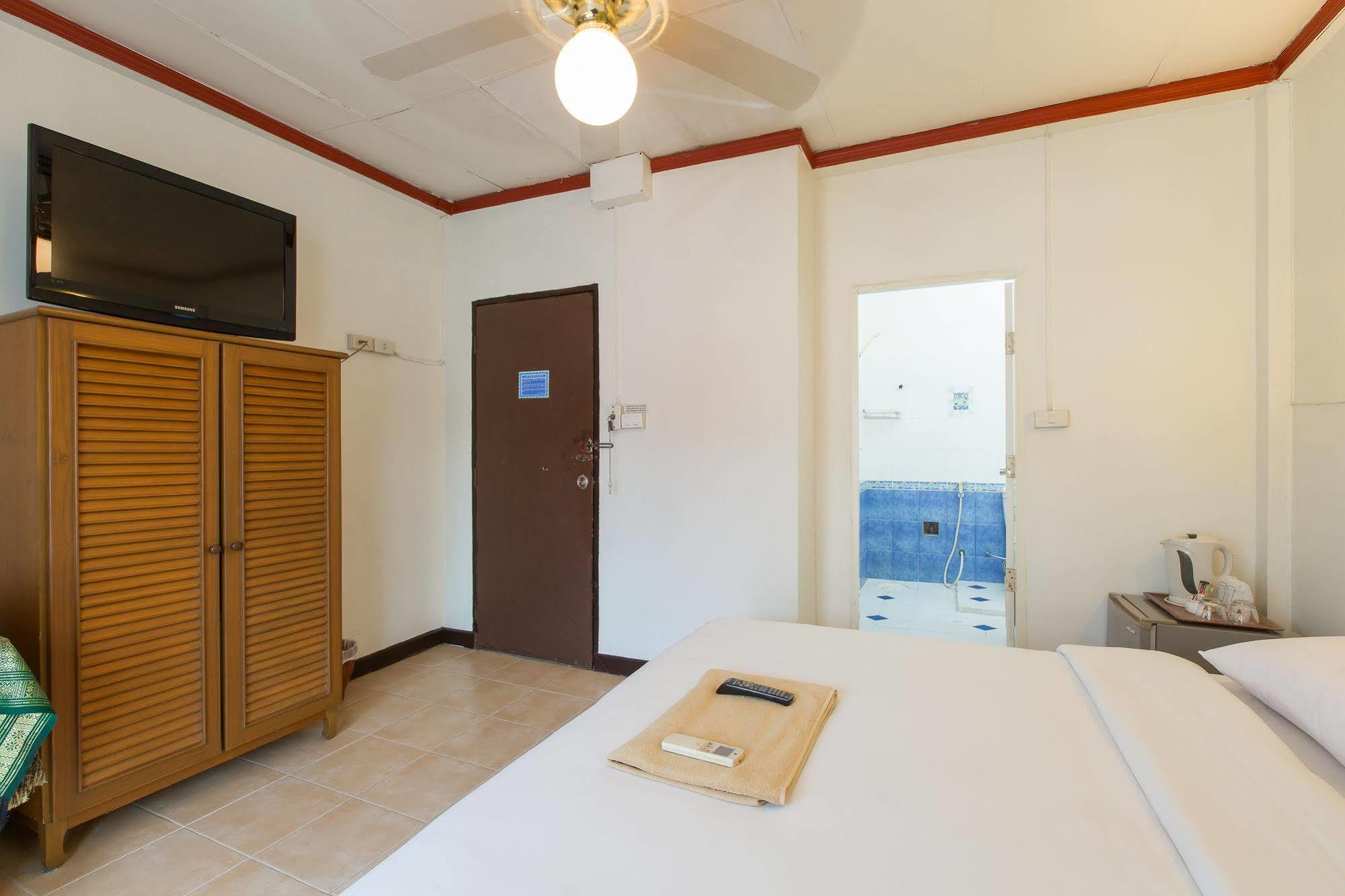 Guest house Connect 2*